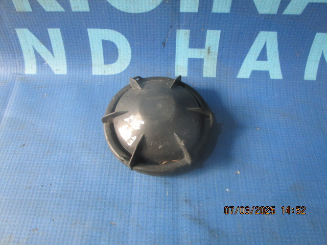 Capac BMW E60 2009 (far)
