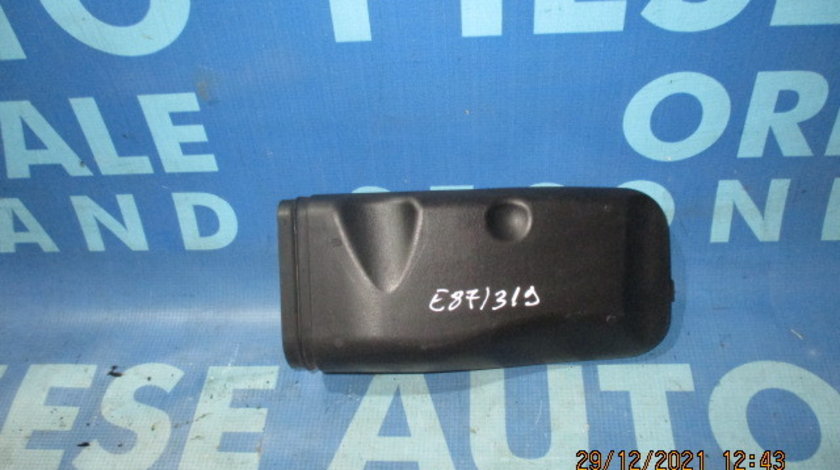 Capac BMW E87 2006; 7797956 (filtru aer)