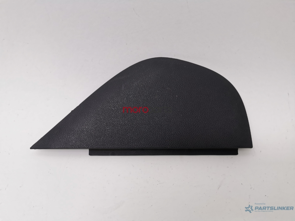 Capac bord dreapta VOLKSWAGEN GOLF VI 5K1 2008 - 2013 TDI CBDC, CLCA 5K0858248B