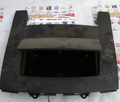 Capac bord sertar acte mitsubishi outlander 2 motor 2.0 D 140cp BSY 2008 piese