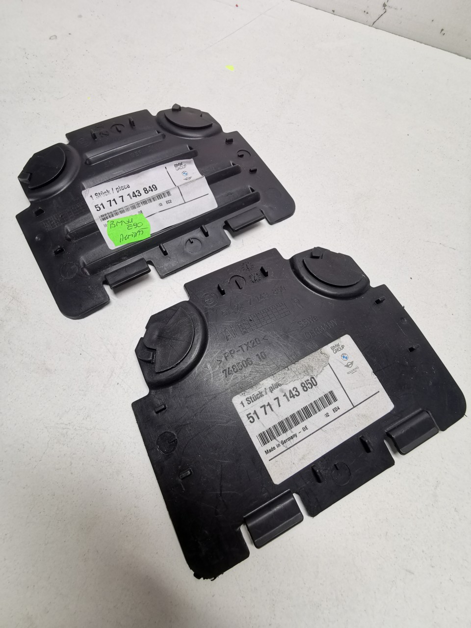 Capac Carenaj roata Bmw seria 3 E90 E91 stanga 7143849 dreapta 7143850 capac vizitare far