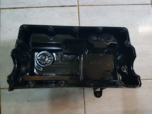 Capac chiulasa 03g103469m seat leon 1p 1.9 tdi bls 105 cai cu dpf