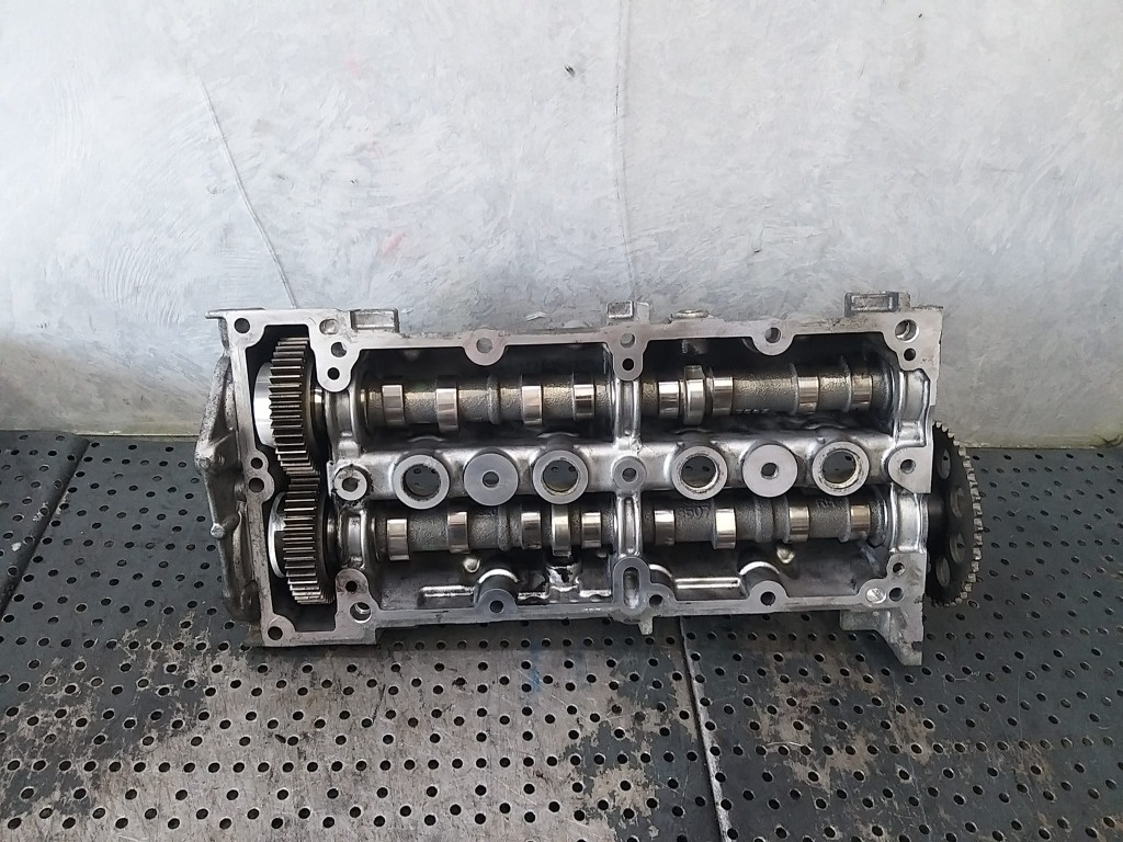 Capac chiulasa cu ax came 1.3 d mjt fiat punto 188 55204917