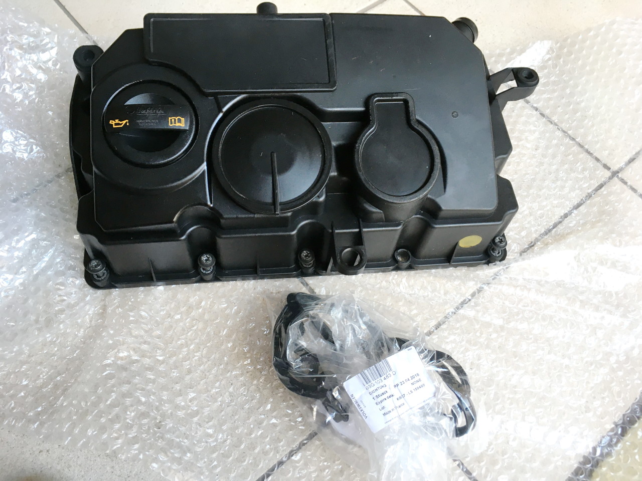 Capac chiuloasa Vw - Audi 1.9 / 2.0 TDI  03G103469M