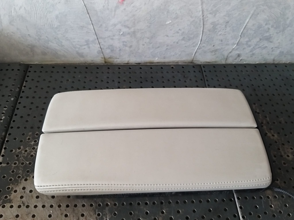 Capac cotiera piele citroen c5 aircross 9810060277 9810631877