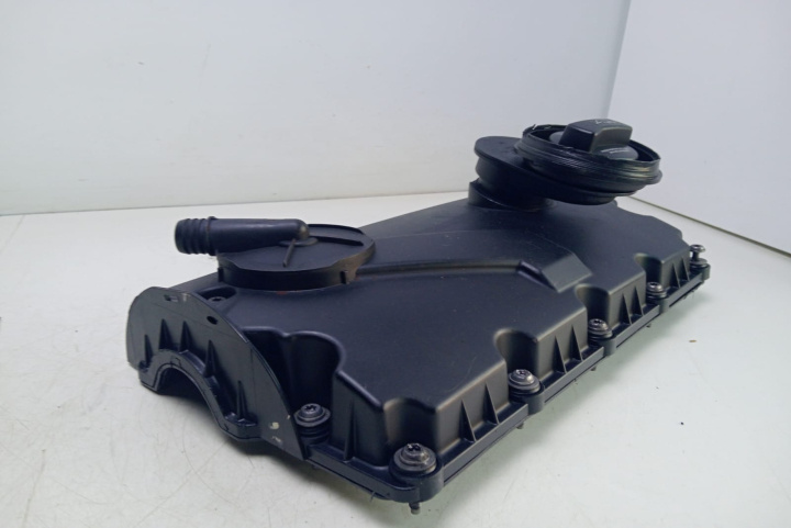 Capac culbutori 038103475N Audi A4 B7 [2004 - 2008]