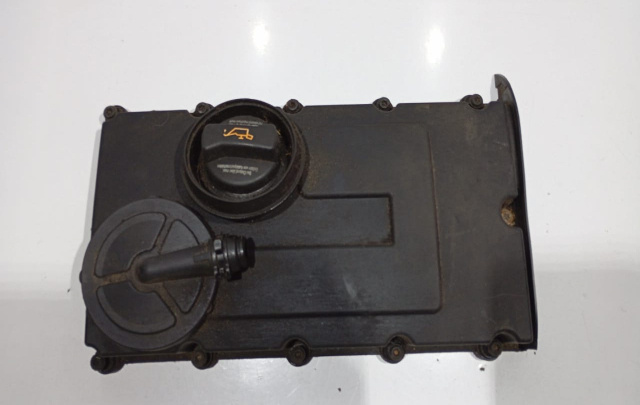 Capac culbutori 03G103475 Volkswagen VW Passat B6 [2005 - 2010]