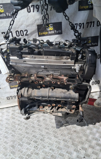 Capac culbutori 03L103469S Volkswagen VW Passat B8 [2014 - 2020] Sedan 1.6 MT (120 hp)