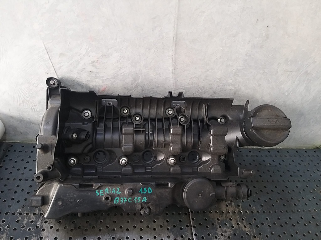 Capac culbutori 1.5 d bmw seria 2 f45 8511342