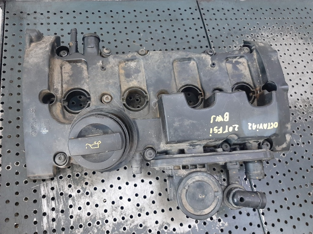 Capac culbutori 2.0 tfsi bwj skoda octavia 2 1078000s01