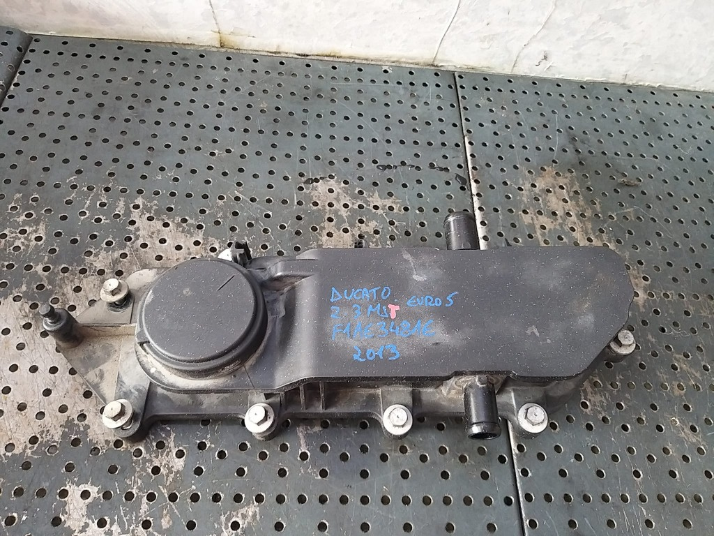 Capac culbutori 2.3 mjt fiat ducato 504132147