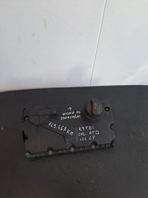 Capac culbutori Audi A4 2.0 TDI - COD 038103475N