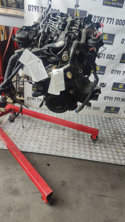 Capac culbutori BMW seria 7 F01 F02 3.0 D cod motor N57D30A transmisie automata ,an 2010 cod 7800309...