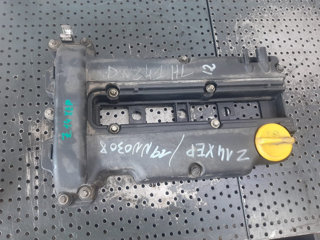 Capac culbutori chiulasa opel astra h 1.4b z14xep 55351461