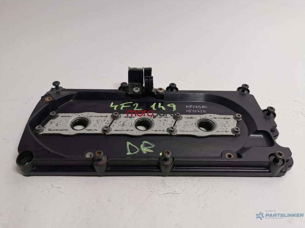 Capac culbutori dreapta Audi A6 C6 (4F2) Sedan 2006 2.7 TDI OEM 059103470R