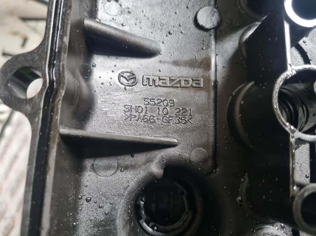 Capac culbutori Mazda 6 2.2 D 175cp cod piesa : SH0110221