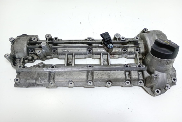 Capac culbutori stanga 3.0 cdi A64201011