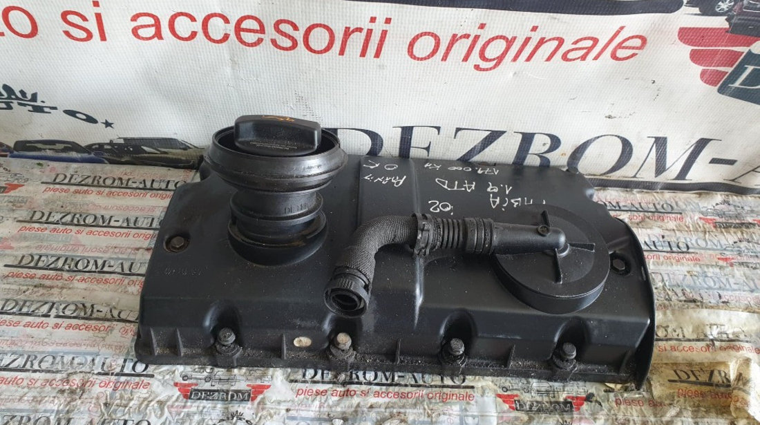 Capac culbutori VW Beetle 1.9 TDI 101 cai motor ATD cod piesa : 038103469S