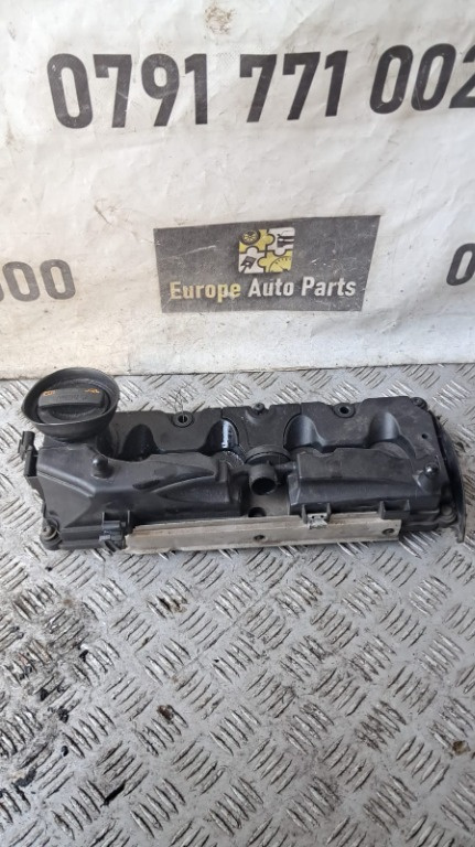 Capac culbutori Vw Golf 6 1.6 TDI CAY an fabricatie 2011 cod 03L103469H