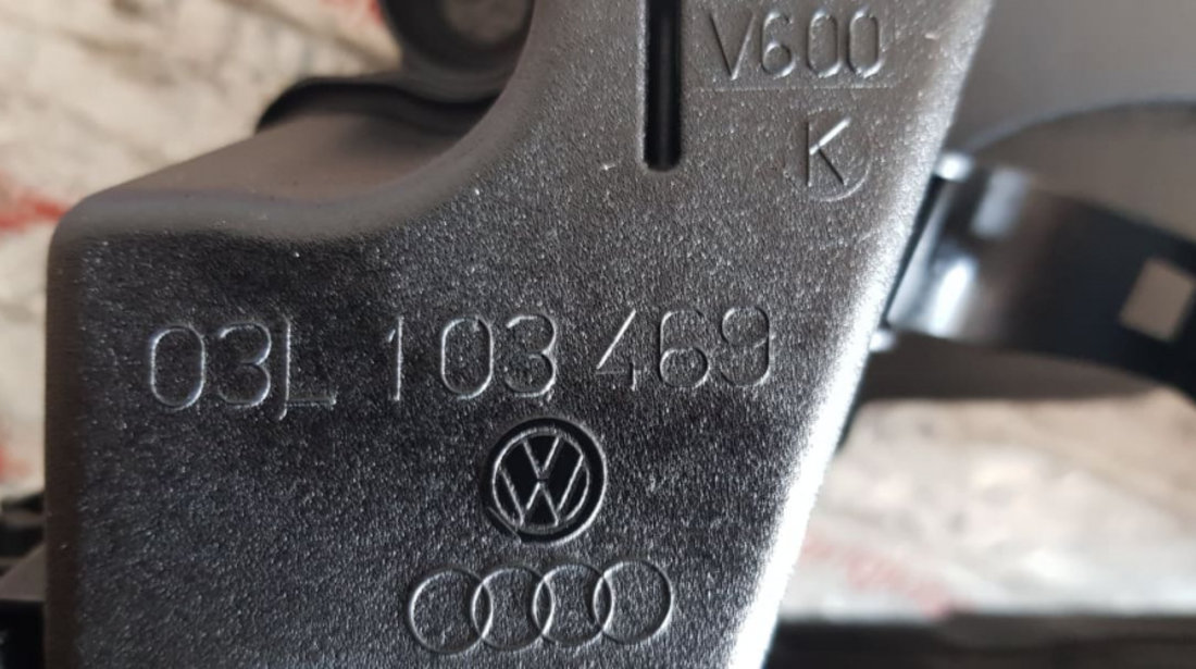 Capac culbutori VW Passat B6 2.0 TDI 170 CP CBBB cod 03l103469