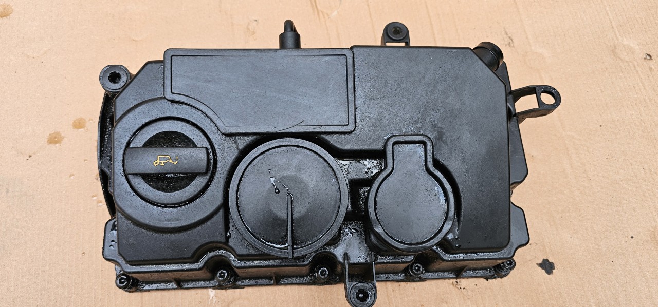 Capac culbutori Vw Passat B6 2.0 TDI BMP 2006 2007 2008