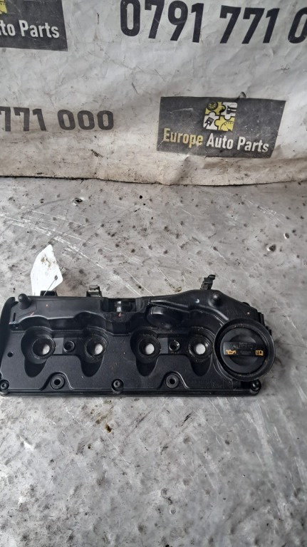 Capac culbutori VW Touran 1.6 TDI CAY an 2010 cod 03L103469C