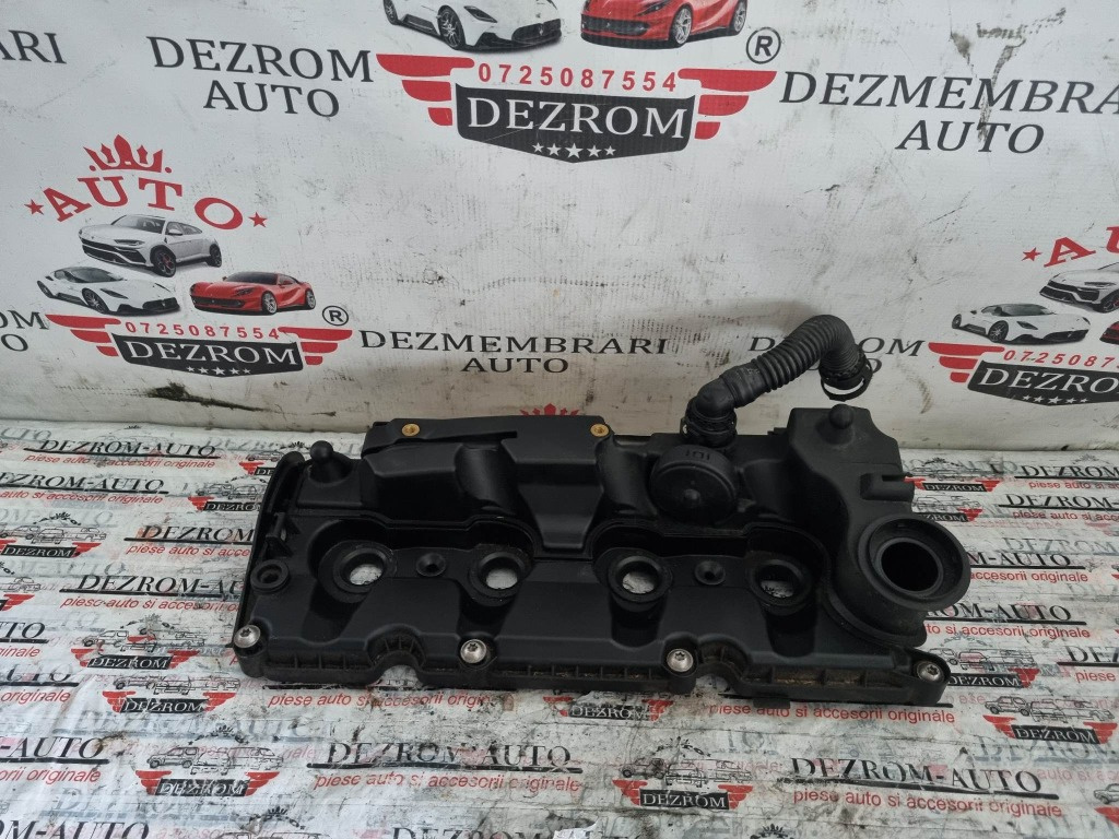 Capac culbutori VW Touran II 2.0 TDI 150 cai motor DFGA cod piesa : 04L103469D