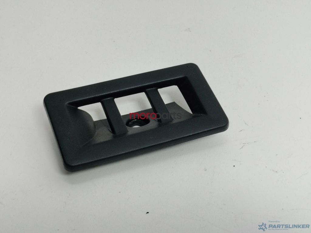 Capac de ventilatie suplimentar pentru picioarele dreapta fata VAG OEM 8E0819276A