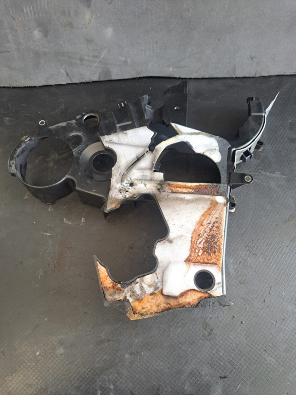 Capac distributie Audi A3 8P 1.6 TDI CAY - COD 03L109145B