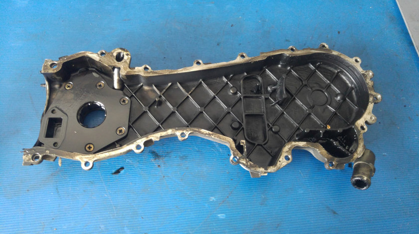 Capac distributie cu pompa ulei 1.3 d multijet 199a2000 fiat doblo fiorino grande punto 37005400