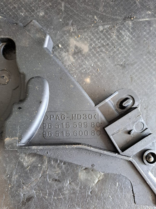 Capac distributie Ford Focus MK 2 2004 -2012 1.6 TDCI motorina - COD 9651559980