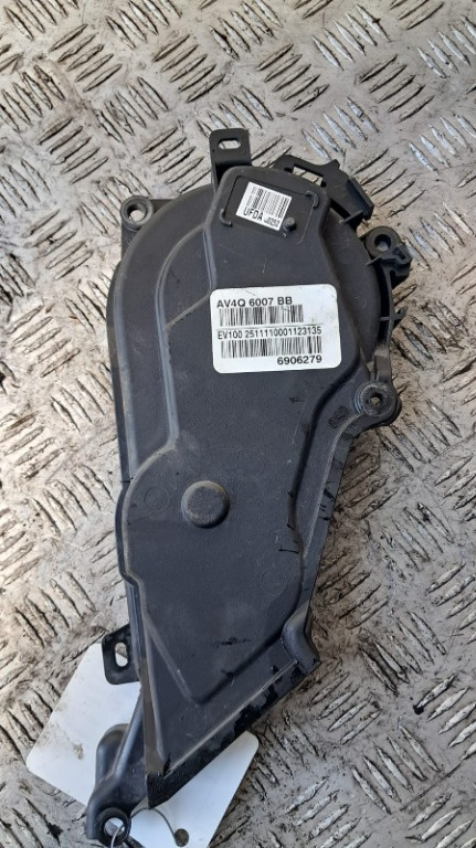 Capac distributie Ford Kuga 2.0 TDCI 4x4 cod motor UFDA ,transmisie automata ,an 2012 cod AV4Q-6007-BB