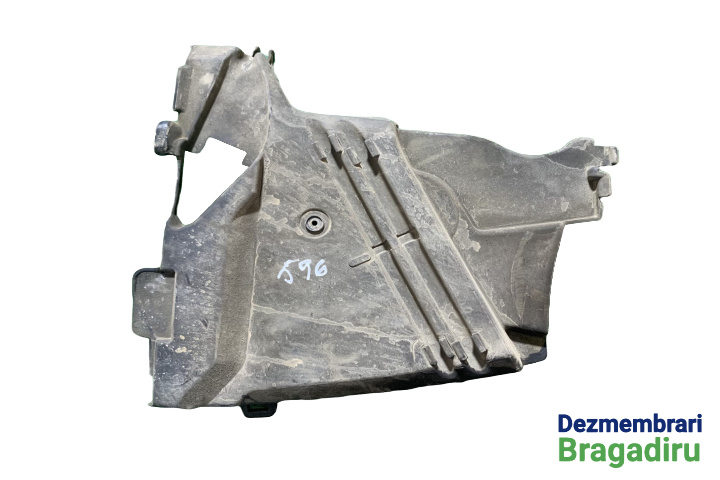 Capac distributie mijloc Cod: 8200653638 Dacia Logan [2004 - 2008] Sedan 1.5 dci MT (68hp)