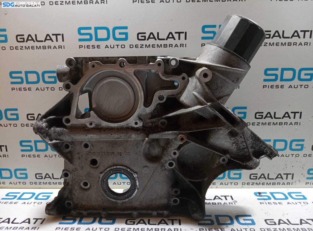 Capac Distributie Motor Simering Vibrochen Arbore Cotit cu Carcasa Suport Filtru Ulei Mercedes Clasa C Class W203 2.7 CDI 2000 - 2007 Cod R6110151202 [M7344]