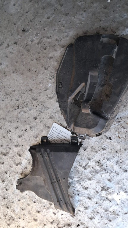 Capac distributie Nissan Qashqai 1.5 dci cod motor K9K transinie manuala an 2015 cod 8200795003 / 82...