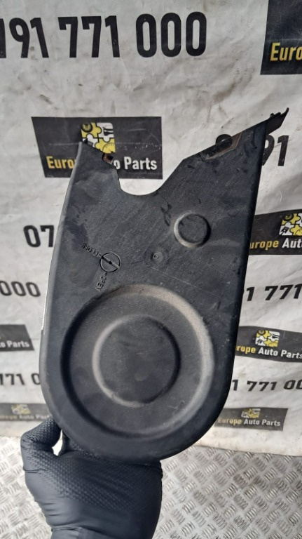 Capac distributie VW Golf 6 an 2010 cod 06B109123
