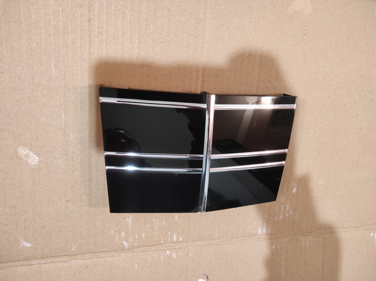 Capac distronic grila Mercedes S-Class W222 AMG (2018-2020) Original In Stare Buna cod A2228211400