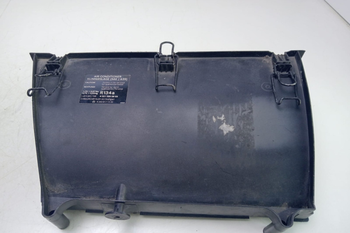 Capac filtru polen 2038350740 Mercedes-Benz C-Class W203/S203/CL203 [facelift] [2004 - 2007]