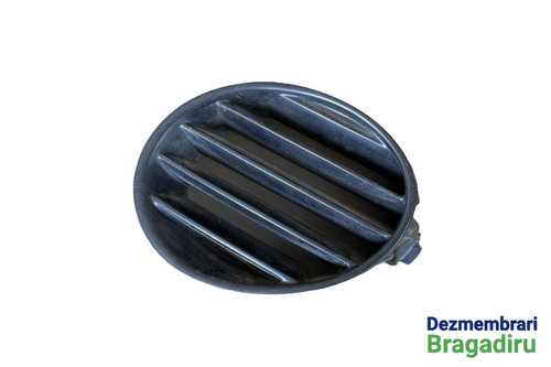 Capac grila proiector dreapta Cod: RN-0402902 Renault Megane 2 [2002 - 2006] Hatchback 5-usi 1.9 dCi...
