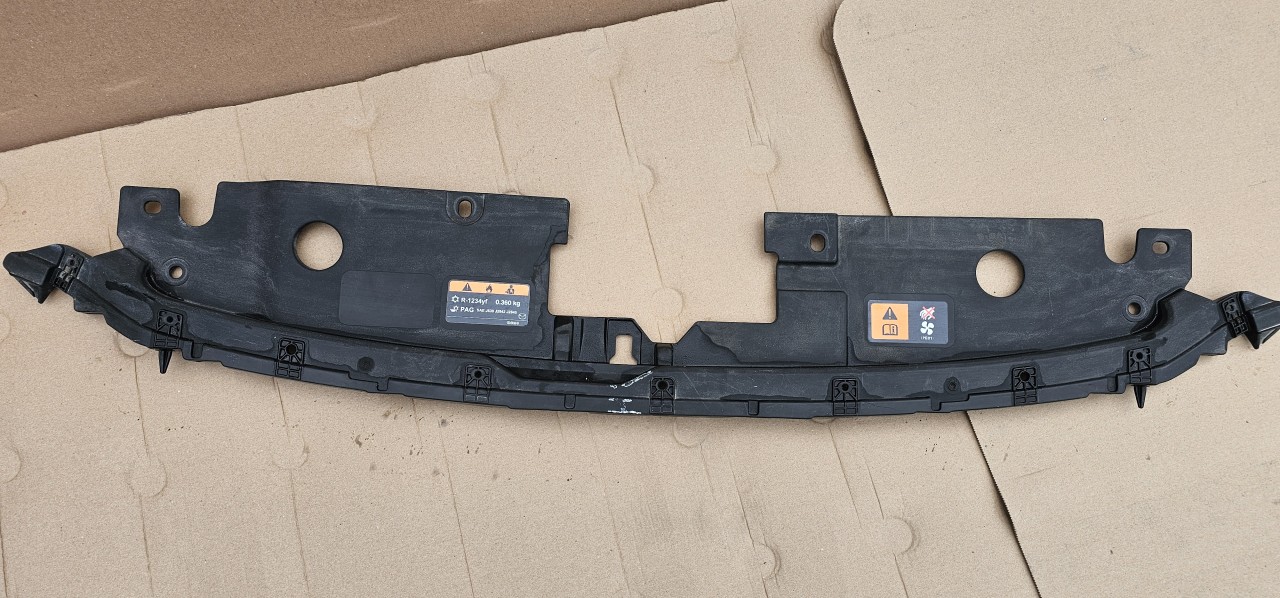 Capac grila radiator Mazda CX 3 2016 2017 2018 2019