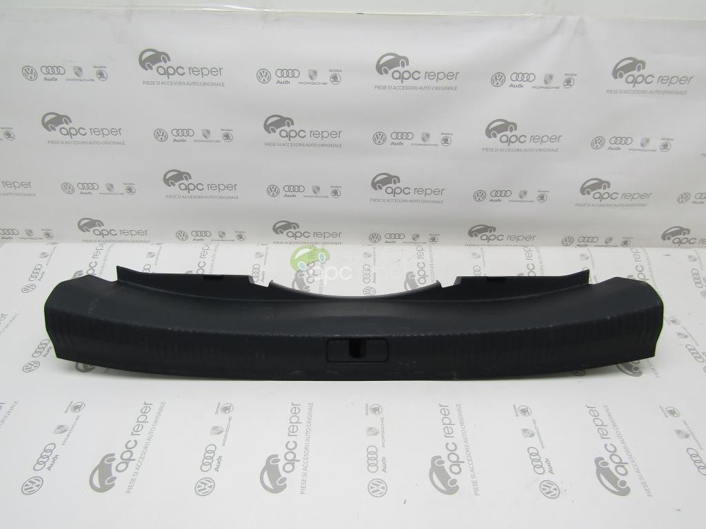 Capac incarcare portbagaj Audi A4 8W - Cod: 8W5863471B