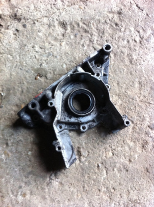 Capac inferior distributie Audi A4 B5 [1994 - 1999] Avant wagon 5-usi 1.6 MT (101 hp) AHL