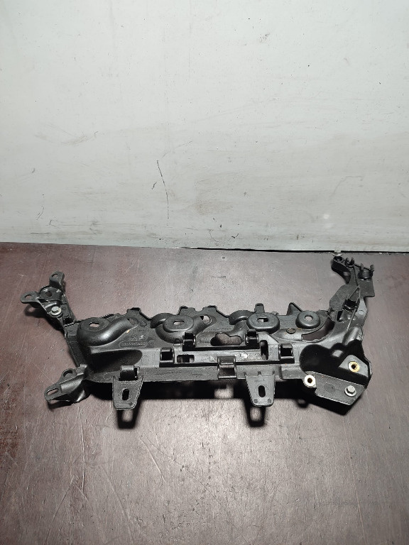 Capac injectoare Peugeot / Citroen 2.0 HDI 9808843180