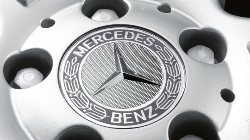 Capac Janta Oe Mercedes-Benz A17140001257P70