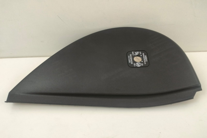 Capac lateral bord cu intrerupator airbag cod 5531705010 5531705010 Toyota Avensis 3 T27 [2009 - 2011]