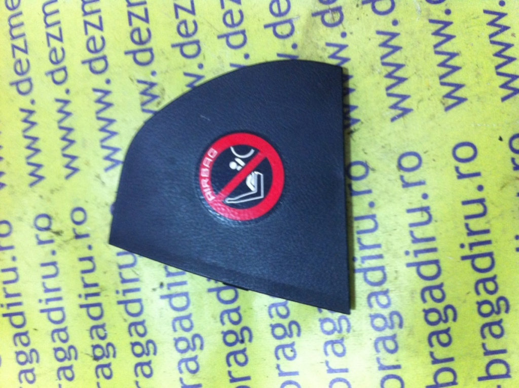 Capac lateral bord Lexus IS XE10 [1999 - 2005] Sedan 200 MT (155 hp) (JCE1_ GXE1_) IS200 SE 2.0