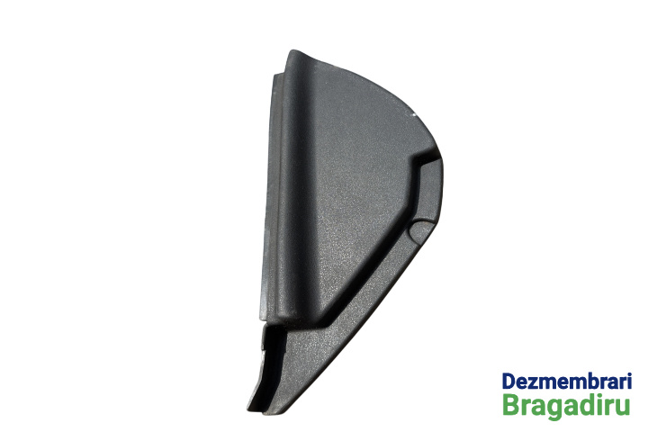 Capac lateral bord stanga Cod: 8200079070, 8200079004 8200079070, 8200079004 Renault Megane 2 [facelift] [2006 - 2012] Hatchback 5-usi 1.5 dCi MT (86 hp)