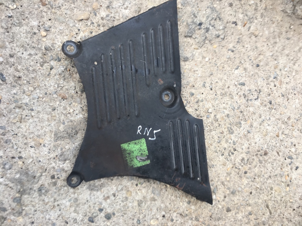 Capac mijloc distributie Volkswagen Golf 4 [1997 - 2006] Hatchback 5-usi 1.9 TDI MT (90 hp) 1J1)