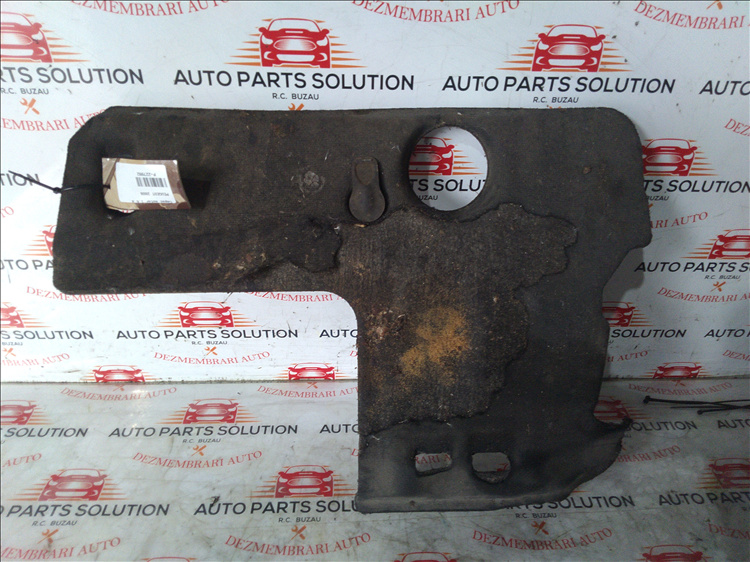 Capac motor 1.6 d PEUGEOT 2008