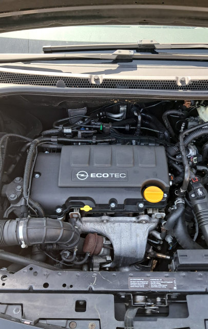 Capac motor 55561431 Opel Astra J [2009 - 2012] Sports Tourer wagon 1.4 Turbo AT (140 hp) motor 1.4 ...